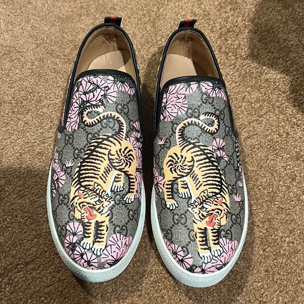 Men’s Shoes